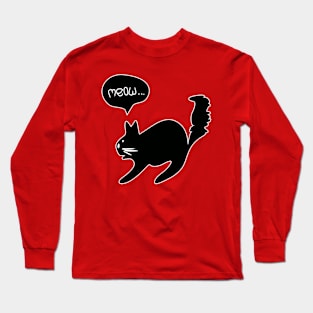 a cat being surprised and alert Long Sleeve T-Shirt